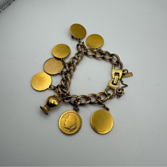 Vintage Monet Gold Tone Charm Bracelet with 9 Charms Easter Star Safety Chain - Picture 7 of 8